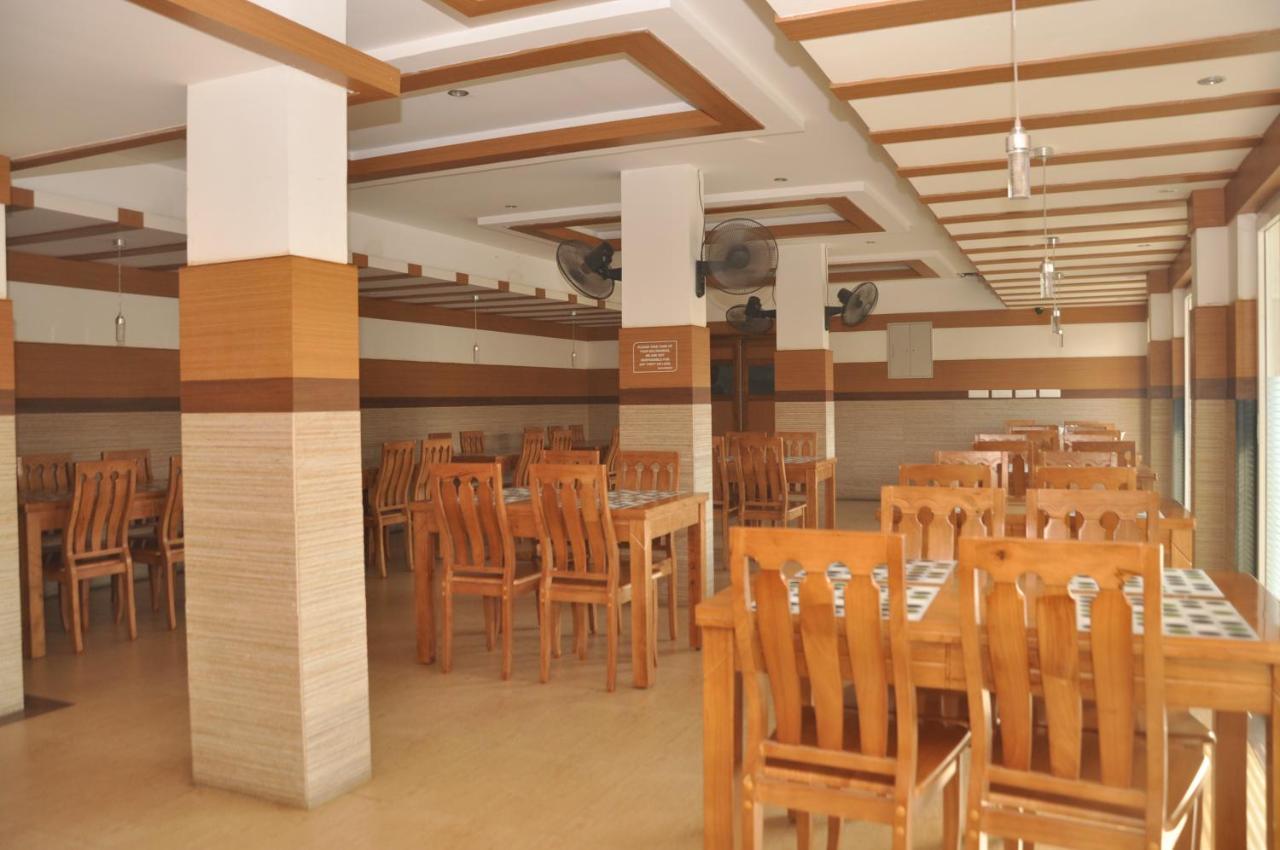帕马斯酒店 马伊拉杜图赖 外观 照片